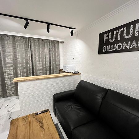 Family Apartment Winnica Zewnętrze zdjęcie